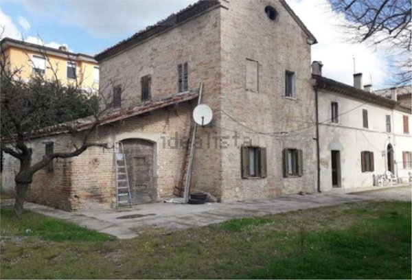 casa indipendente in vendita a Colli al Metauro