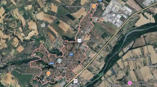 casa indipendente in vendita a Colli al Metauro in zona Calcinelli