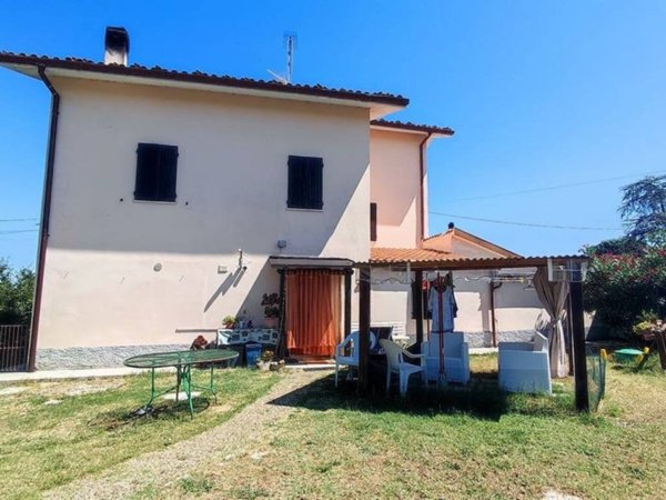 casa indipendente in vendita a Colli al Metauro