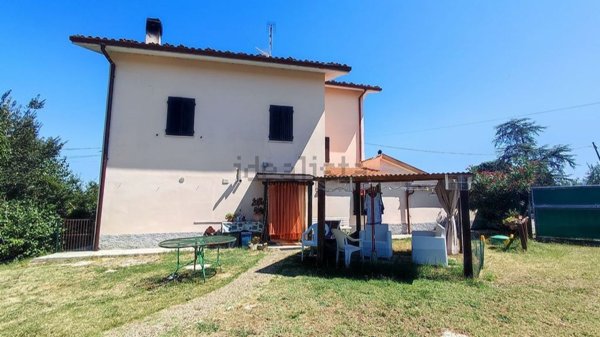 casa indipendente in vendita a Colli al Metauro