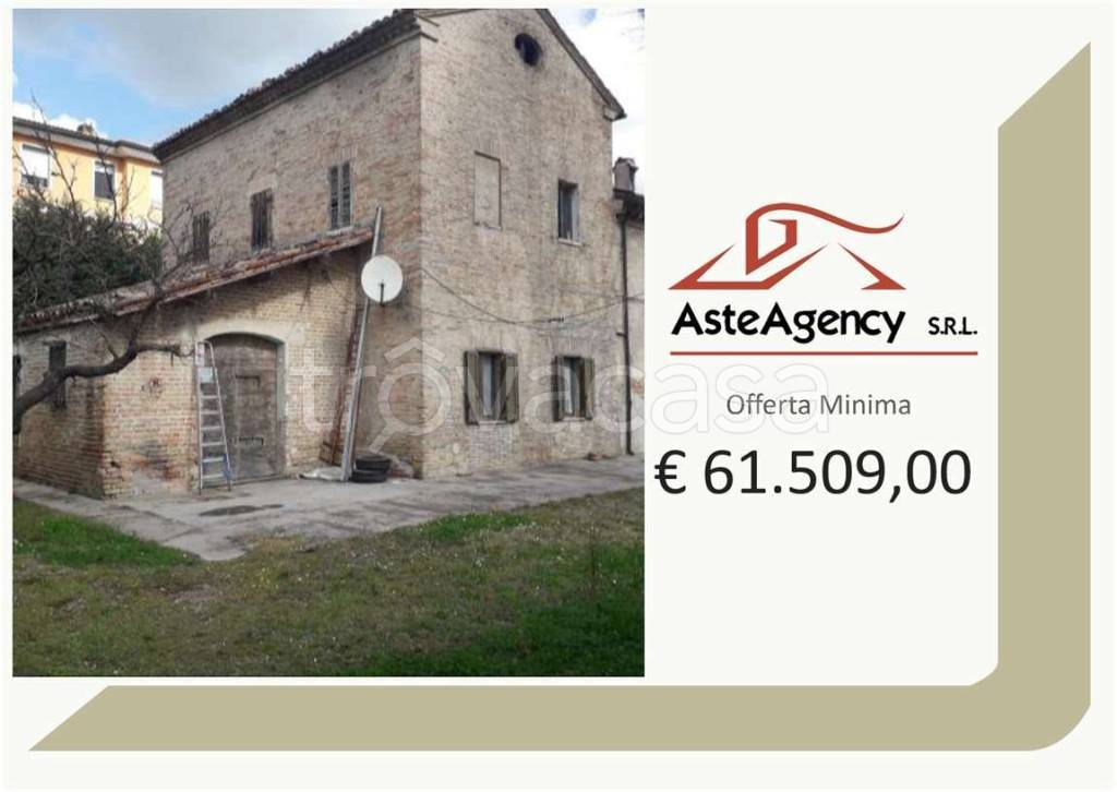 casa indipendente in vendita a Colli al Metauro in zona Saltara