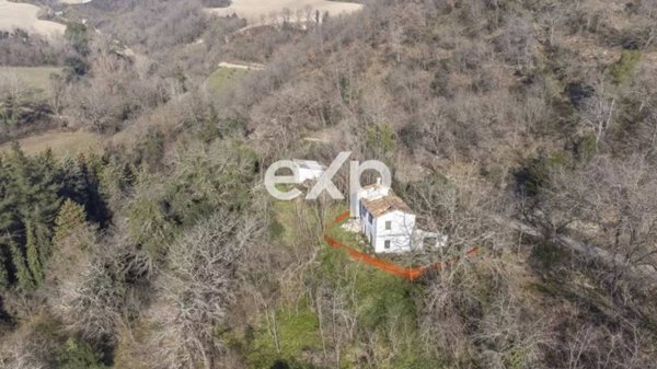casa indipendente in vendita a Colli al Metauro in zona Bargni