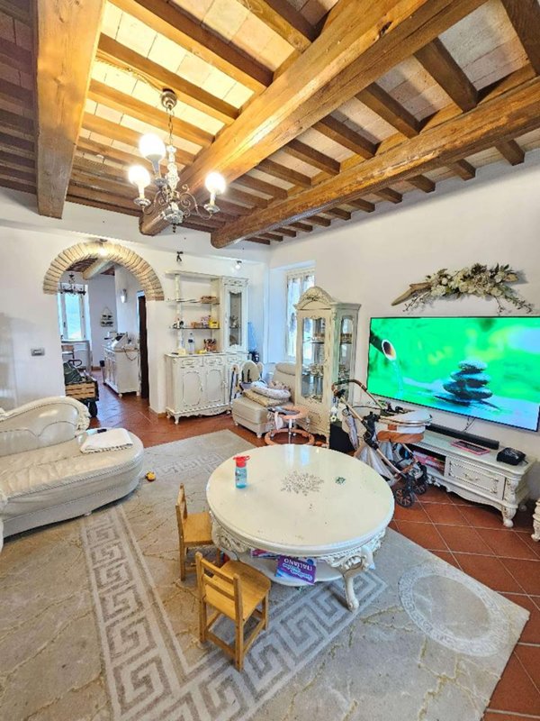 appartamento in vendita a Colli al Metauro in zona Serrungarina