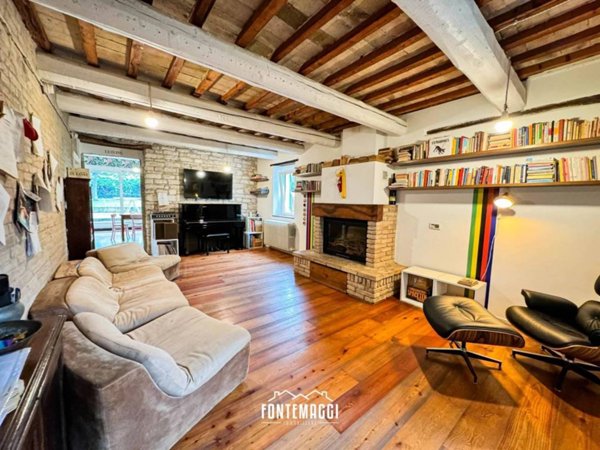 casa indipendente in vendita a Colli al Metauro