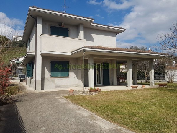 casa indipendente in vendita a Colli al Metauro in zona Tavernelle
