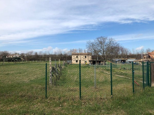 casa indipendente in vendita a Colli al Metauro