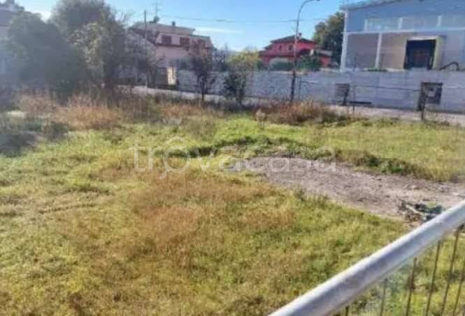 terreno edificabile in vendita a Colli al Metauro in zona Serrungarina