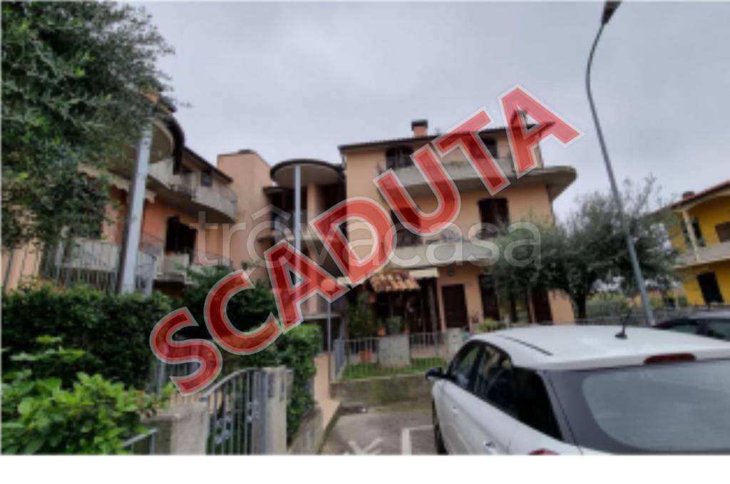 intera palazzina in vendita a Colli al Metauro