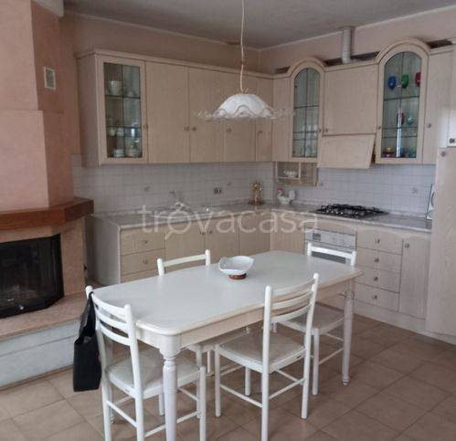 appartamento in vendita a Colli al Metauro in zona Calcinelli