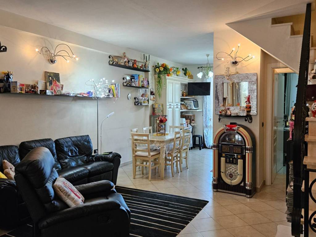 casa indipendente in vendita a Colli al Metauro in zona Villanova