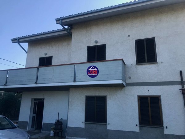 casa indipendente in vendita a Colli al Metauro