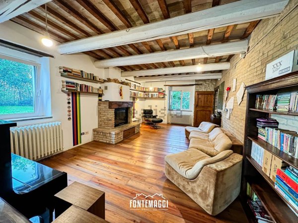 casa indipendente in vendita a Colli al Metauro