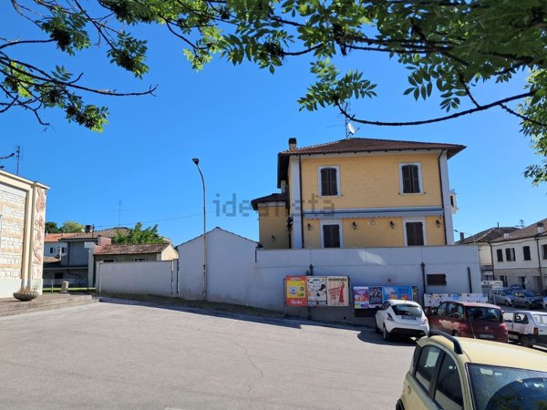 casa indipendente in vendita a Colli al Metauro