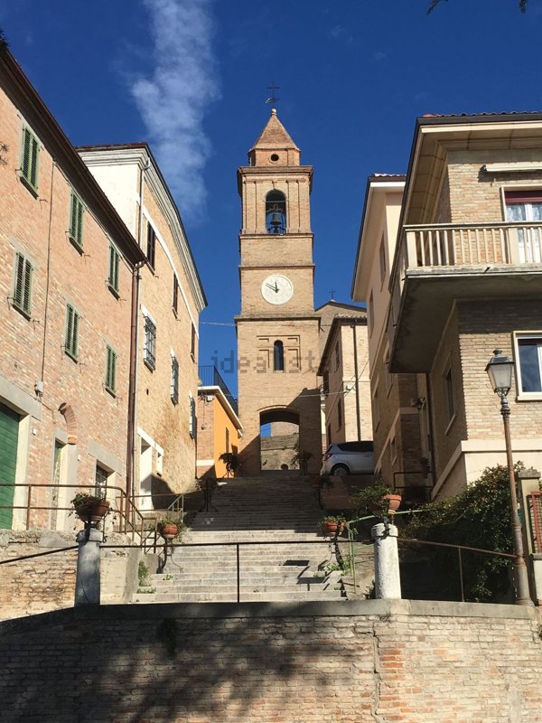 casa indipendente in vendita a Colli al Metauro in zona Montemaggiore al Metauro