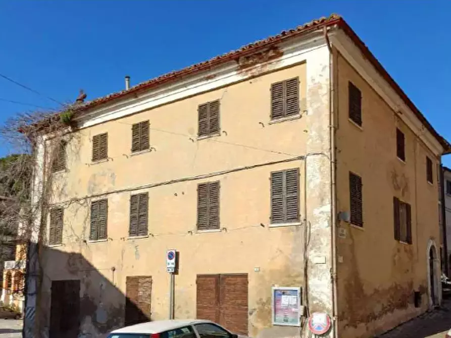 intera palazzina in vendita a Colli al Metauro