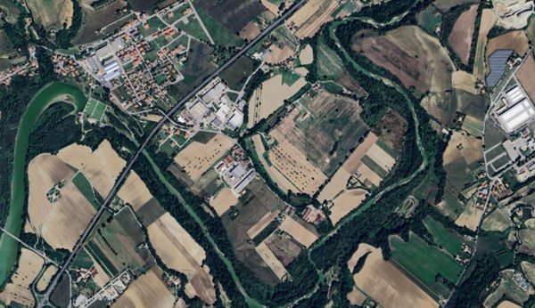 terreno edificabile in vendita a Colli al Metauro in zona Serrungarina