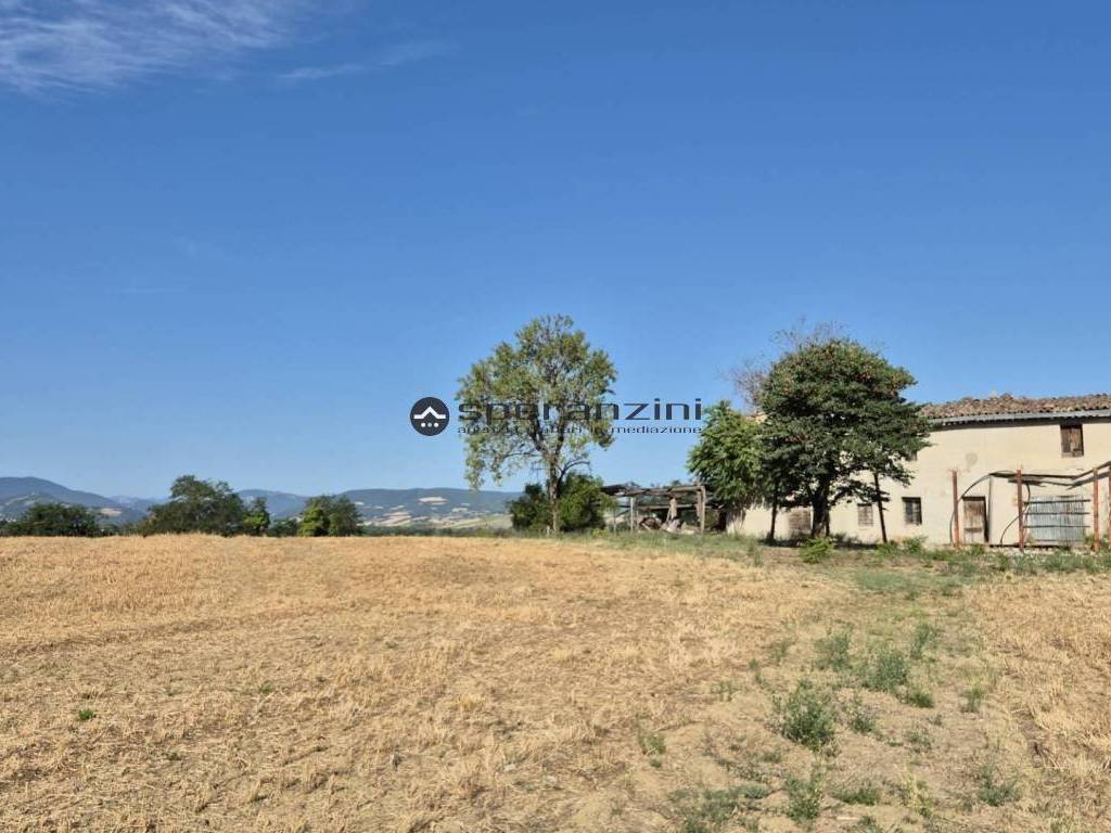 casa indipendente in vendita a Colli al Metauro in zona San Liberio