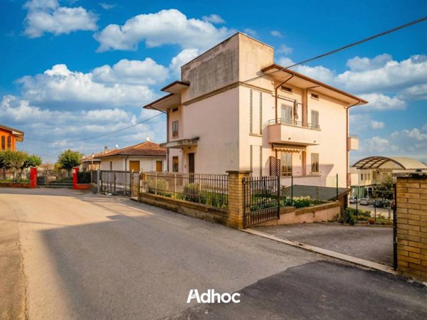 appartamento in vendita a Colli al Metauro in zona Calcinelli