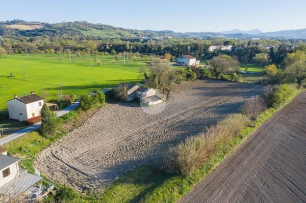 casa indipendente in vendita a Colli al Metauro in zona Borgaccio
