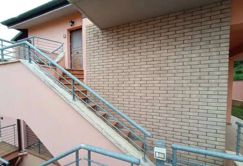 appartamento in vendita a Colli al Metauro