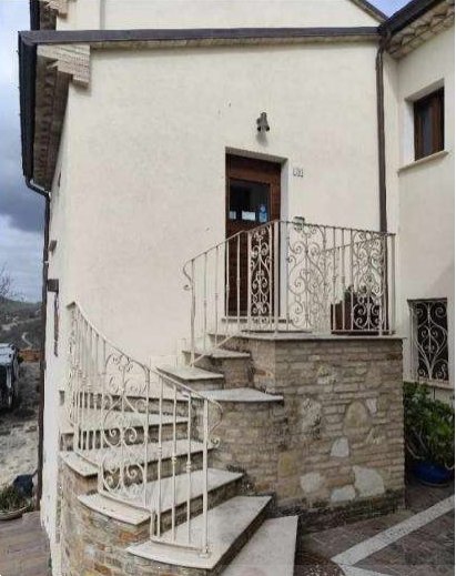 appartamento in vendita a Colli al Metauro