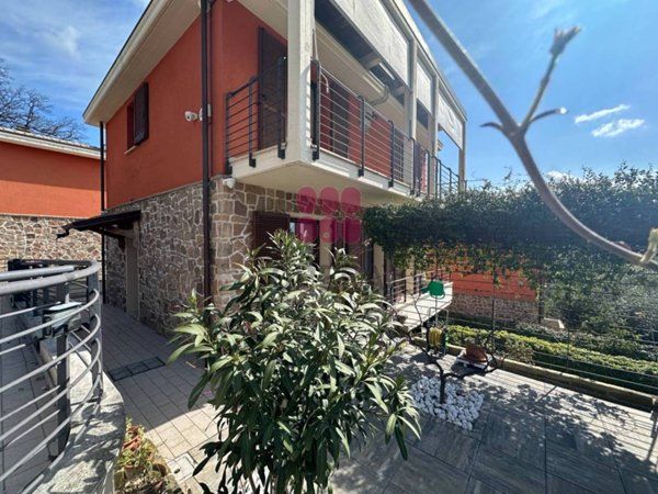 casa indipendente in vendita a Colli al Metauro in zona Calcinelli