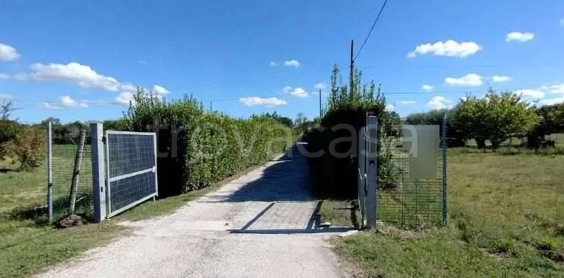 capannone in vendita a Colli al Metauro in zona Villanova