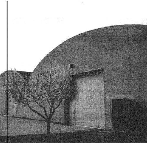 locale commerciale in vendita a Colli al Metauro in zona Calcinelli