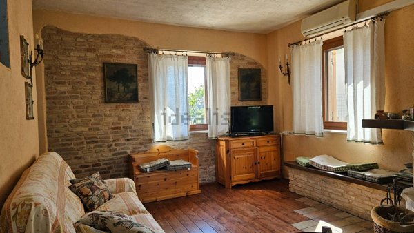 casa indipendente in vendita a Colli al Metauro