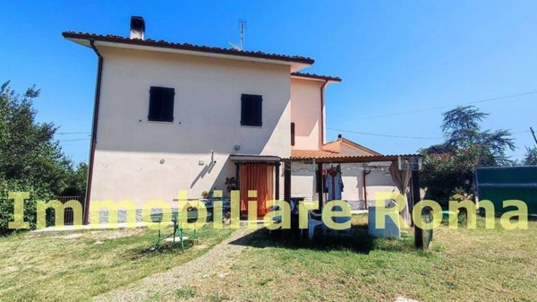 casa indipendente in vendita a Colli al Metauro in zona Fiordipiano