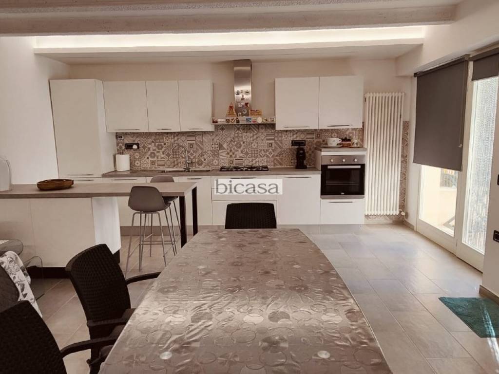 casa indipendente in vendita a Colli al Metauro in zona Calcinelli
