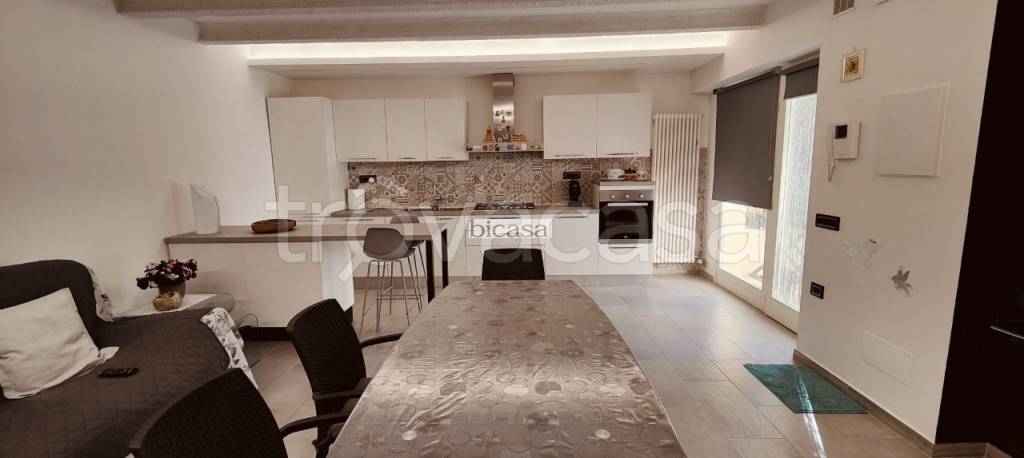 casa indipendente in vendita a Colli al Metauro in zona Calcinelli