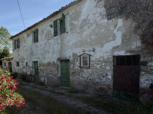 casa indipendente in vendita a Colli al Metauro in zona Tavernelle