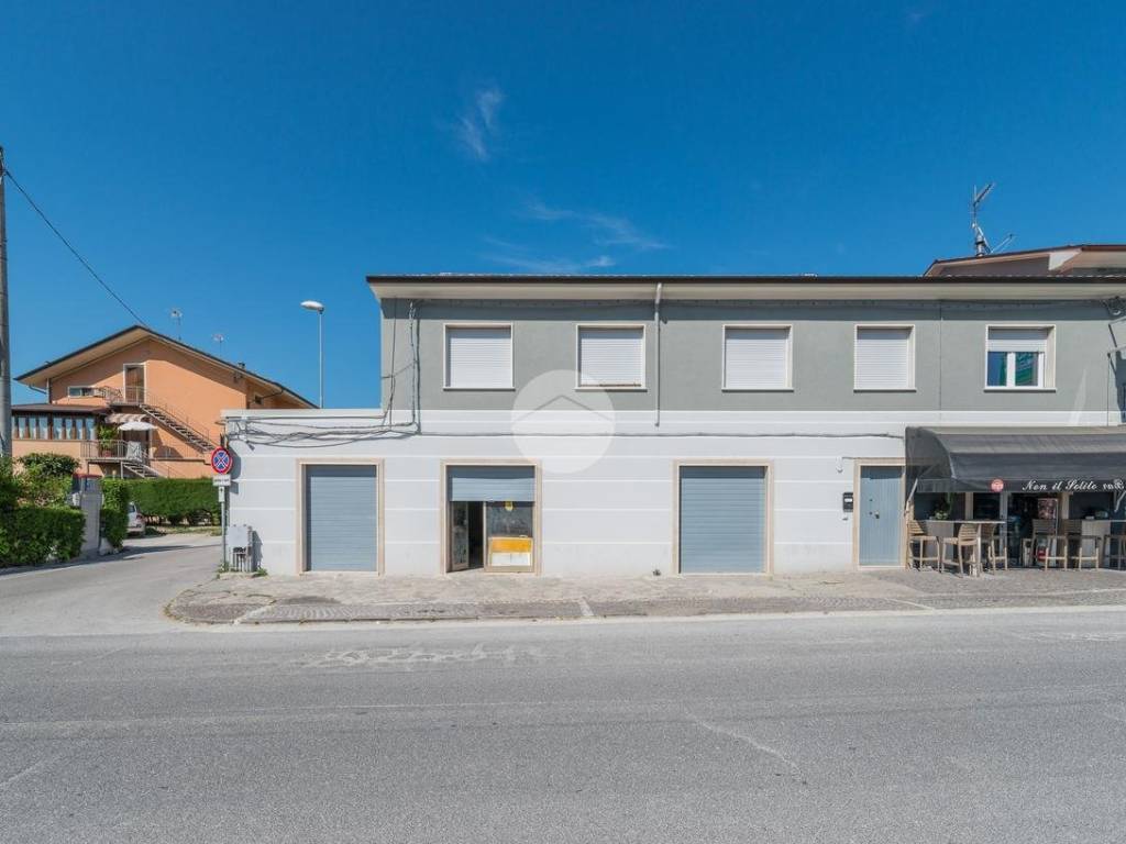 ufficio in vendita a Colli al Metauro in zona Villanova