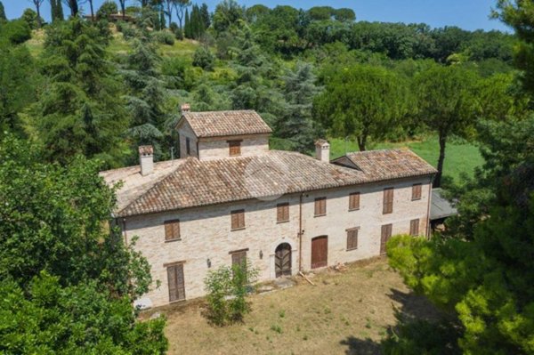 casa indipendente in vendita a Colli al Metauro in zona Borgaccio