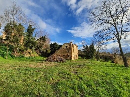 casa indipendente in vendita a Colli al Metauro in zona Montemaggiore al Metauro