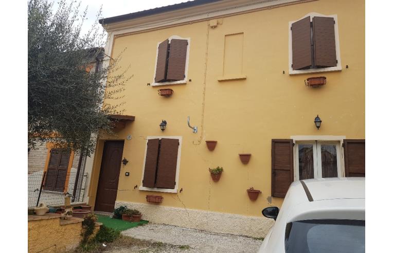 casa indipendente in vendita a Terre Roveresche in zona Piagge
