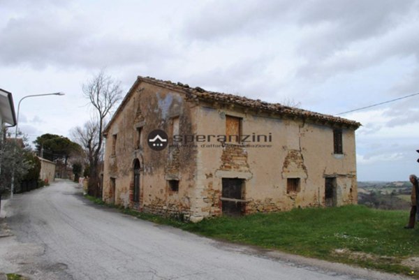 casa indipendente in vendita a Terre Roveresche in zona Villa del Monte
