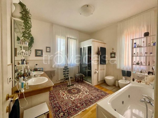 casa indipendente in vendita a Terre Roveresche