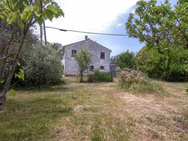 casa indipendente in vendita a Terre Roveresche in zona Piagge