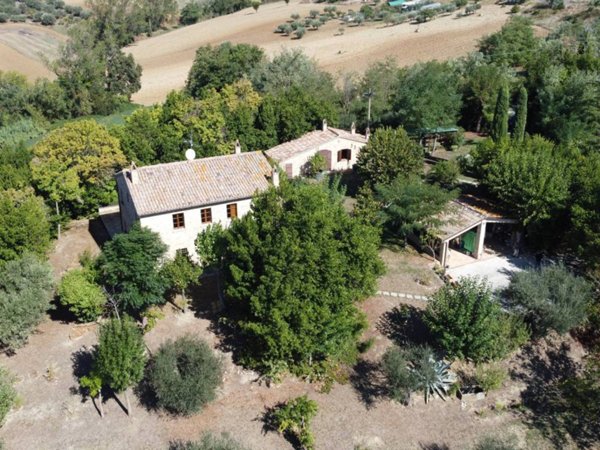 casa indipendente in vendita a Terre Roveresche in zona San Giorgio di Pesaro