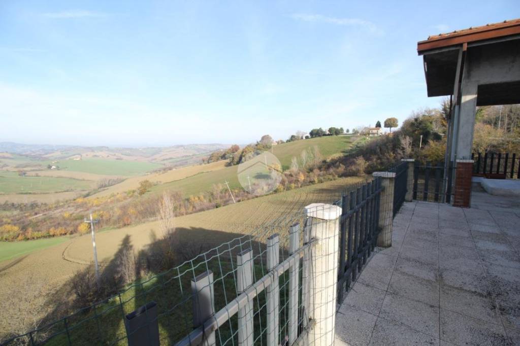 casa indipendente in vendita a Terre Roveresche