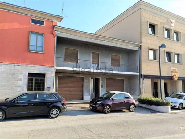appartamento in vendita a Terre Roveresche in zona Orciano di Pesaro