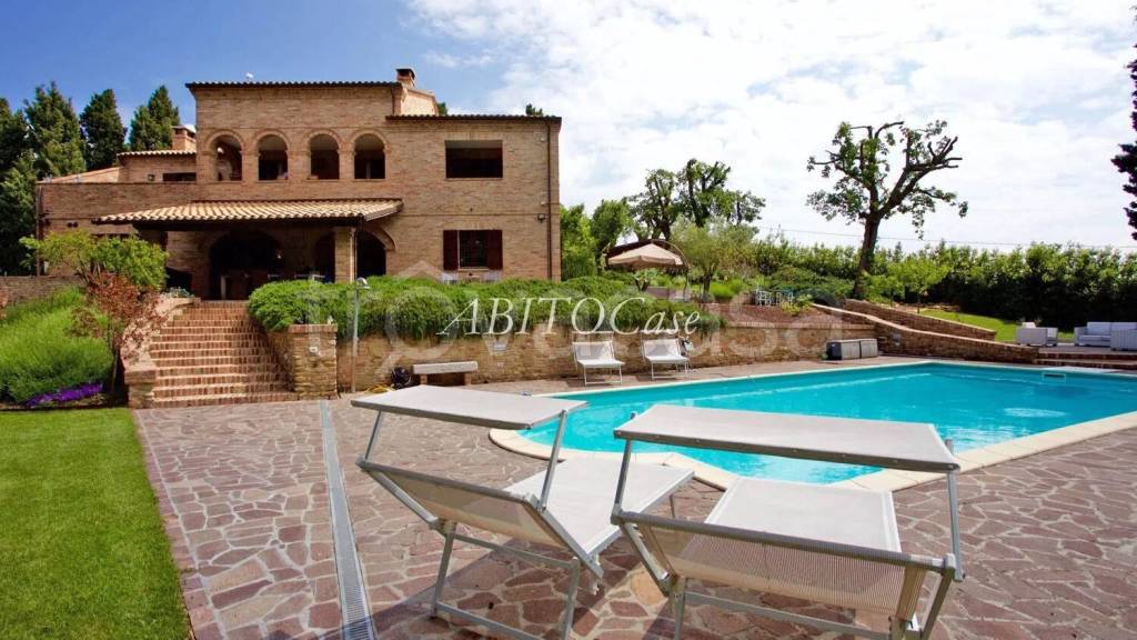 casa indipendente in vendita a Terre Roveresche in zona Piagge