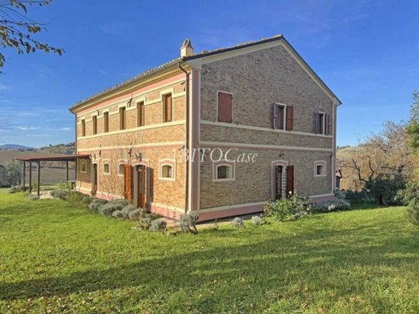 casa indipendente in vendita a Terre Roveresche in zona Piagge