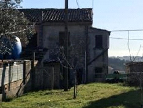appartamento in vendita a Terre Roveresche