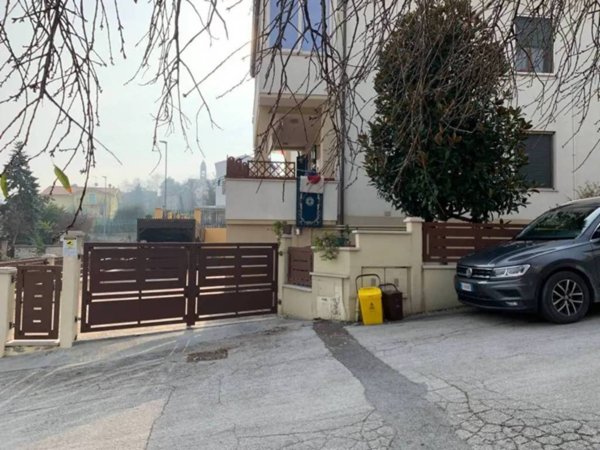 appartamento in vendita a Terre Roveresche in zona Piagge