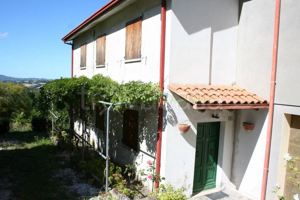 casa indipendente in vendita a Terre Roveresche in zona Barchi