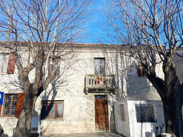 casa indipendente in vendita a Terre Roveresche