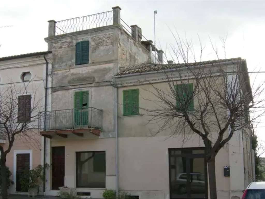 appartamento in vendita a Terre Roveresche in zona San Giorgio di Pesaro
